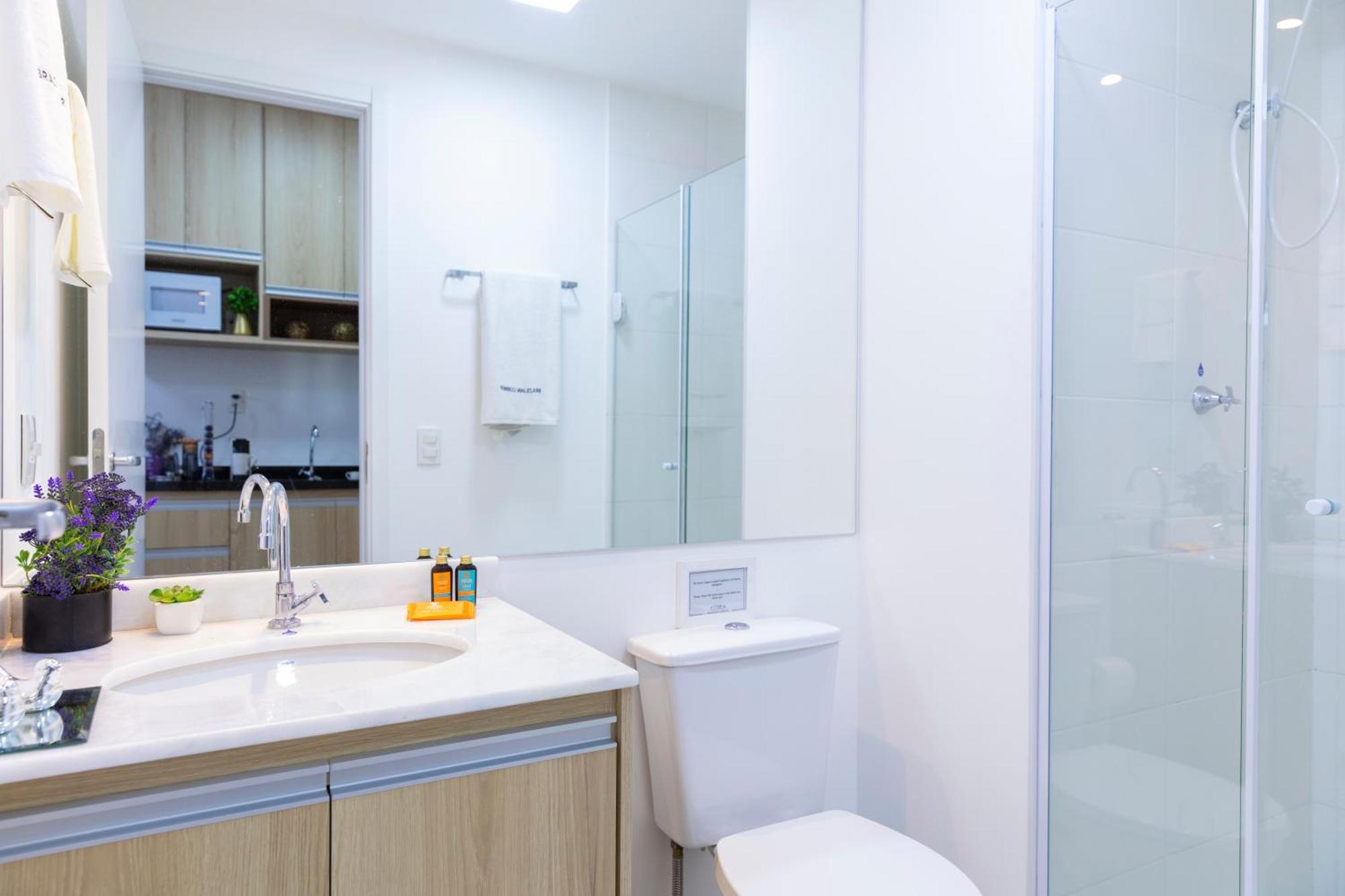 Jacuzzi, Academia,av.paulista |brazilian Corner *