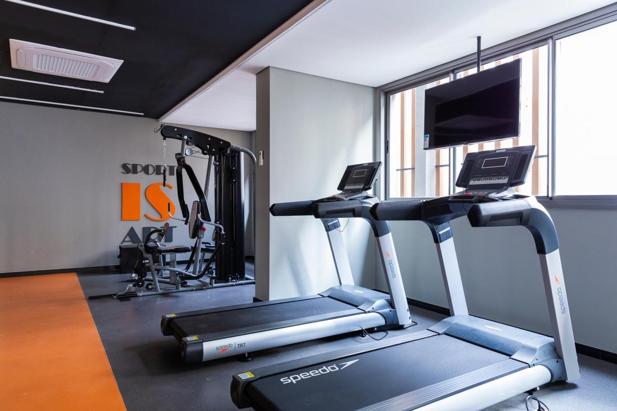 Jacuzzi, Academia,av.paulista |brazilian Corner *
